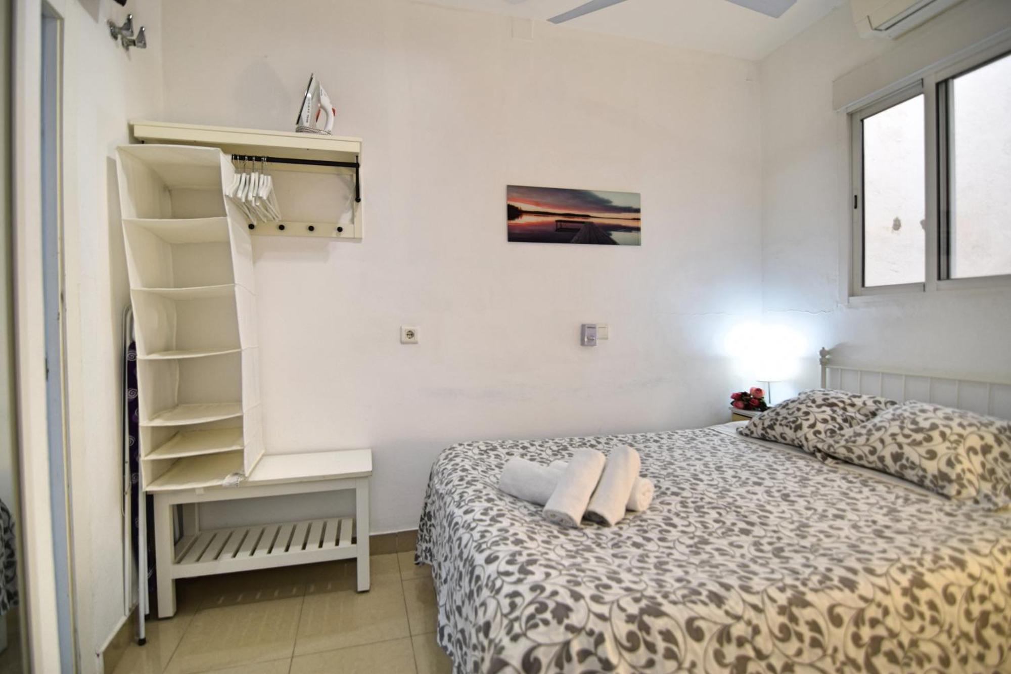 Apartamentos Marques De La Merced Málaga Dış mekan fotoğraf